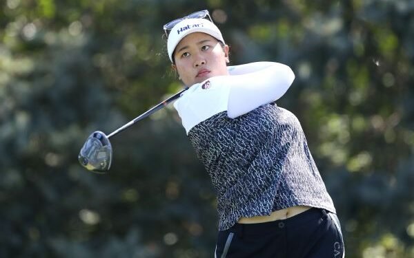 Wannasaen closes birdie-eagle, takes 1-shot Dana Open lead