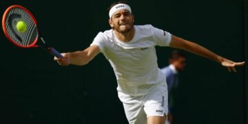 Wimbledon 2024 LIVE: Tennis results as Andy Murray in tears at tribute presentation after doubles defeat