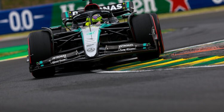 Wolff: ‘Everybody involved’ to blame for ‘total underperformance’