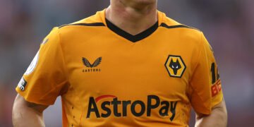 Wolves star Daniel Podence sent off for punching opponent after Hwang Hee-chan ‘racially abused’ in friendly
