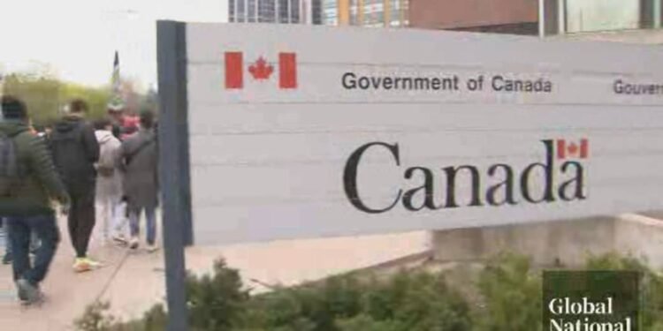 ‘Summer of discontent’ coming over public service in-office order: unions – National