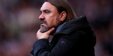 Daniel Farke names shock youngster as potential Struijk deputy