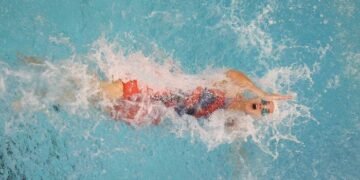 Kaylee McKeown Agonizingly Close to Second WR in 50 Back