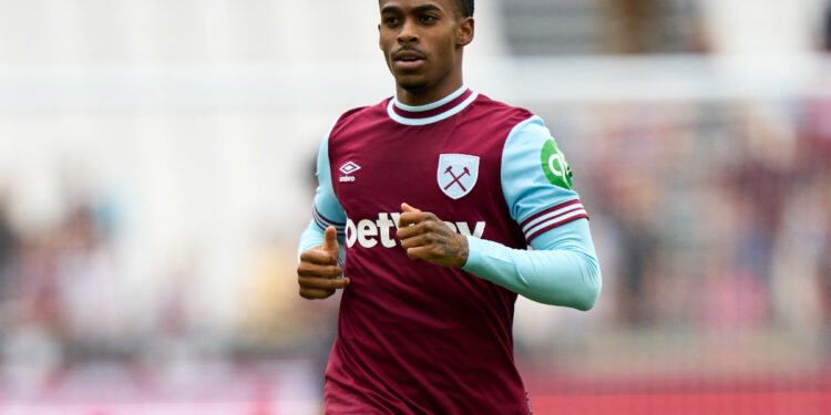 West Ham summer signing sends former teammate four word message after recent result