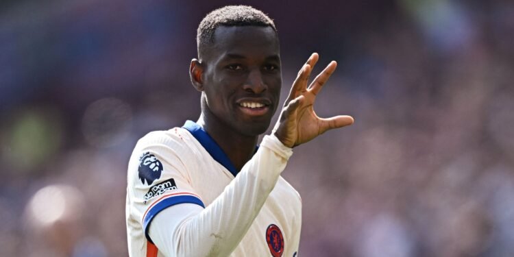 Chelsea consider significant bid to sign “incredible” Chilwell replacement