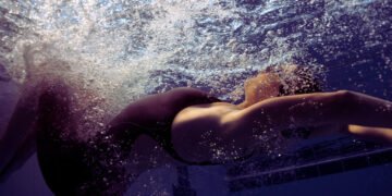 Discover Arena’s Powerskin Impulso: The Ultimate Tech Suit for Men, Wo