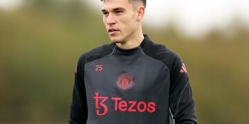 Erik ten Hag frustrates Man United players with rotation