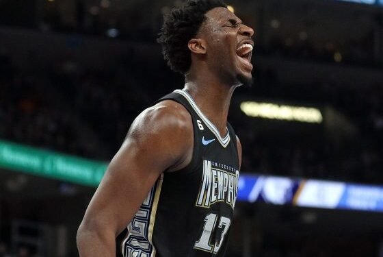 Jaren Jackson Jr. leaves practice with a tight hamstring