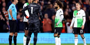 Manchester United add experienced Italian manager to list of potential Erik ten Hag replacements