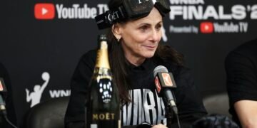 WNBA: Did Liberty’s Brondello out-coach Lynx’s Reeve in the Finals?