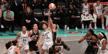 WNBA: Why aren’t the Liberty, Lynx benches contributing in Finals?