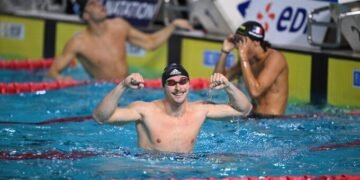 Beryl Gastaldello Sets 100 Back Mark During Golden S/C Champs