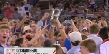 Bryson DeChambeau surprises SMU students with U.S. Open trophy
