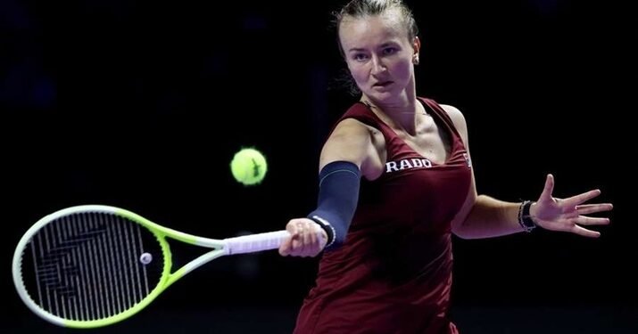 Krejcikova Knocks Out Gauff To Reach Semis