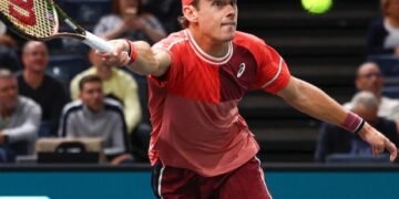 Paris Happy Hunting Ground for De Minaur, Who Is Closing in on Turin Qualification.