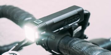 Knog Blinder Pro 600: A great commuter light with strong battery life