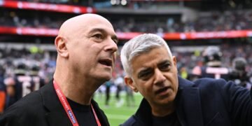 Patrick Dorgu could fancy Man United move