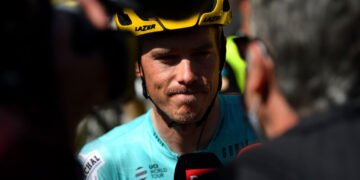 Two charges relating to death of Melissa Hoskins dropped as Rohan Dennis pleads guilty to new lesser charge