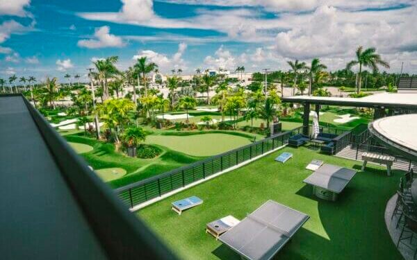 We Tried It: PopStroke Versus Puttshack Mini Golf