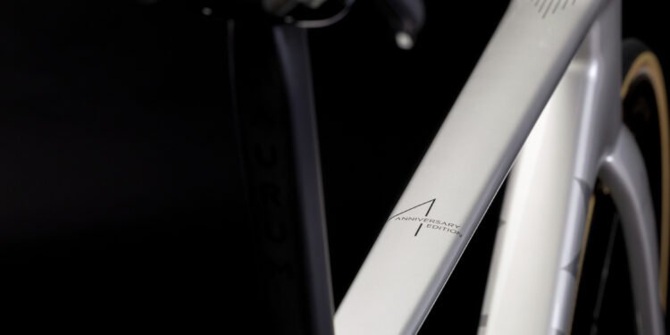 Aurum and Lightweight collaborate on a special edition Magma