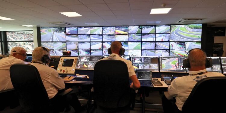 FIA to ‘professionalize’ stewarding with new Officials Department