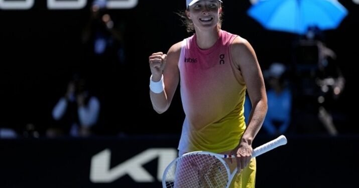 Swiatek Eliminates Navarro To Reach Australian Open Semis