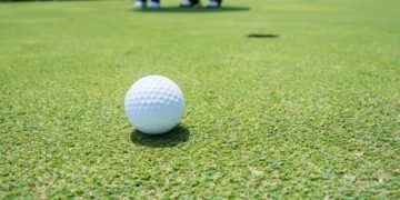 Think You Know The Rule? (Ball Moves on the Green)