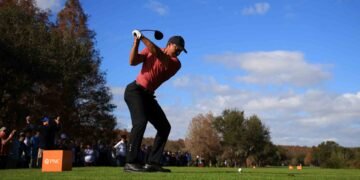 Tiger Woods’ under-pressure tee-shot move? It stuns a YouTube star