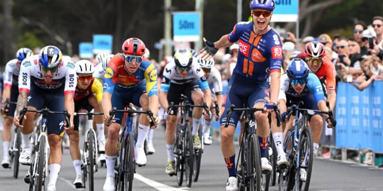 Tobias Lund Andresen wins charged edition of men’s Surf Coast Classic