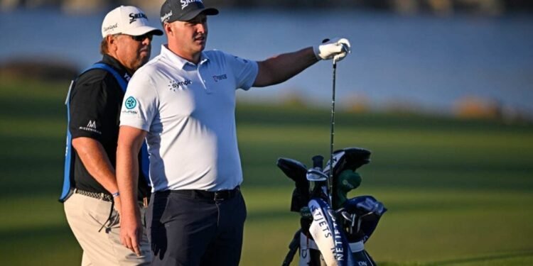 What clubs does American Express winner Sepp Straka play? Winner's bag