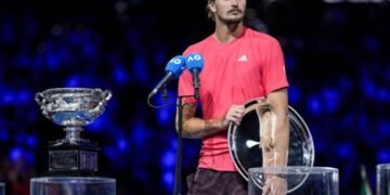 Zverev Reacts to Heckler Screaming His Accusers Names