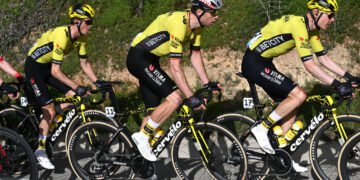 ‘I just wasn’t strong enough’ – Wout van Aert rues second missed chance in as many days in Volta ao Algarve