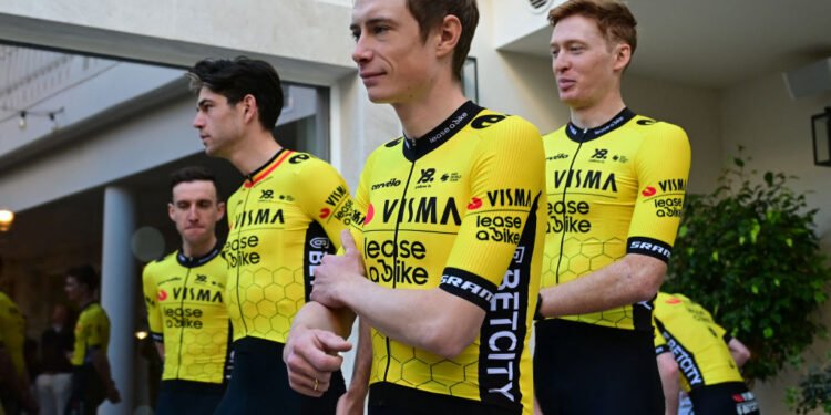 Jonas Vingegaard ‘not searching for answers’ at Volta ao Algarve after six-month racing break