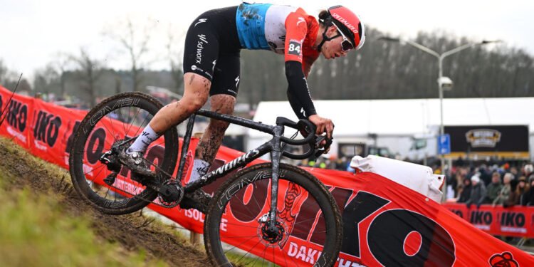 Marie Schreiber wins elite women’s Exact Cross Maldegem as two riders disqualified