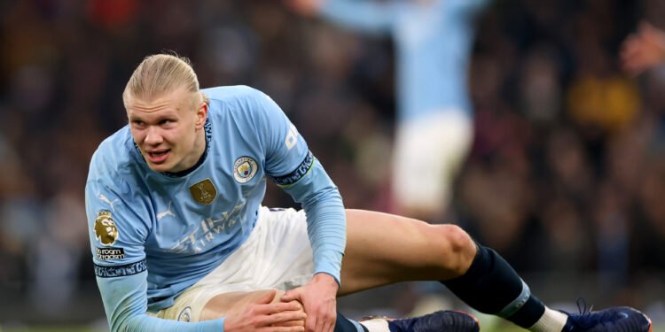 Vital Man United ace “extremely disappointed” and confirms he’s out injured “for some time”