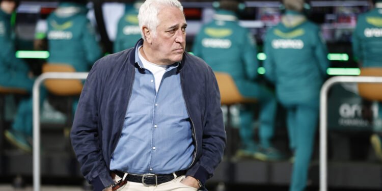 ‘Max should go for a billion!’