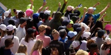 Belinda Bencic, Sloane Stephens and Reilly Opelka Awarded Indian Wells Wild Cards