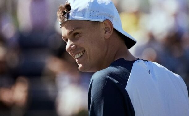 Bid to Play Holger Rune and Benefit Children’s Charity