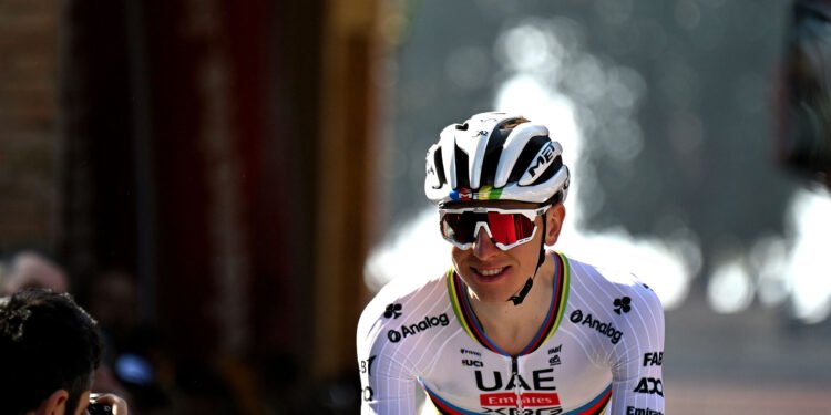 Dust, drama, and domination in Strade Bianche 2025 – Gallery