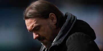 Leeds star who lost possession 15x had a game to forget vs Swansea