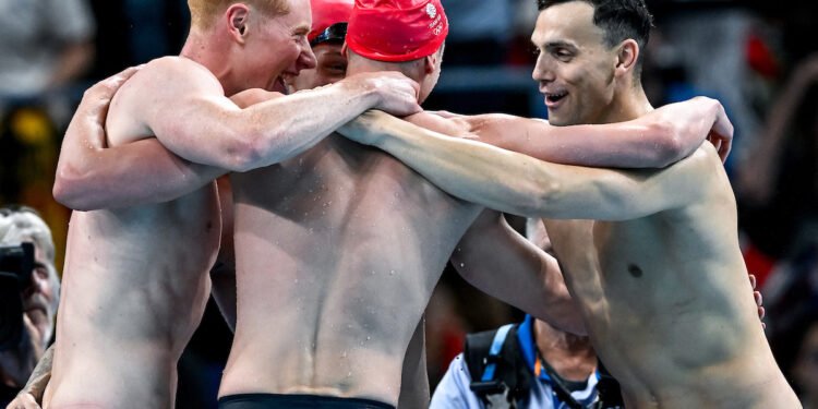 Matt Richards Comes Through In 200 Free Thriller In Edinburgh
