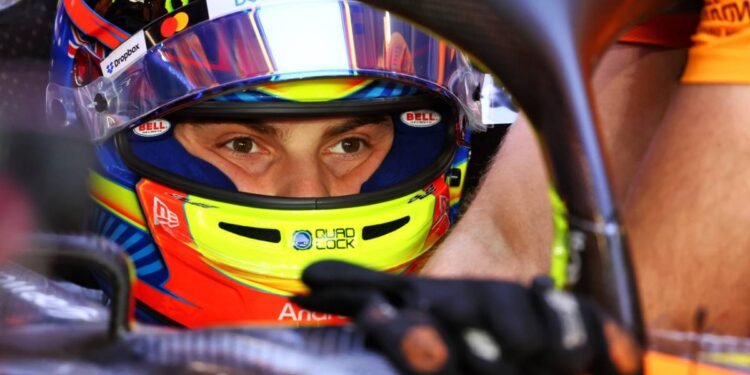 McLaren commits to Piastri with multi-year contract extension