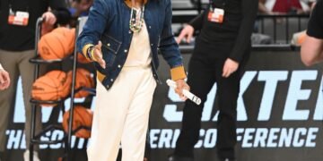 NCAAW: Up close for South Carolina’s Sweet 16 win over Maryland