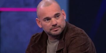 Arsenal fans brand Wesley Sneijder ‘bitter, sore loser’ after his ‘terrible take’ on Declan Rice’s free-kicks