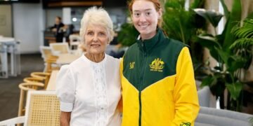 Debutant Joint receives team jacket from Aussie legend Bowrey | 9 April, 2025 | All News | News and Features | News and Events