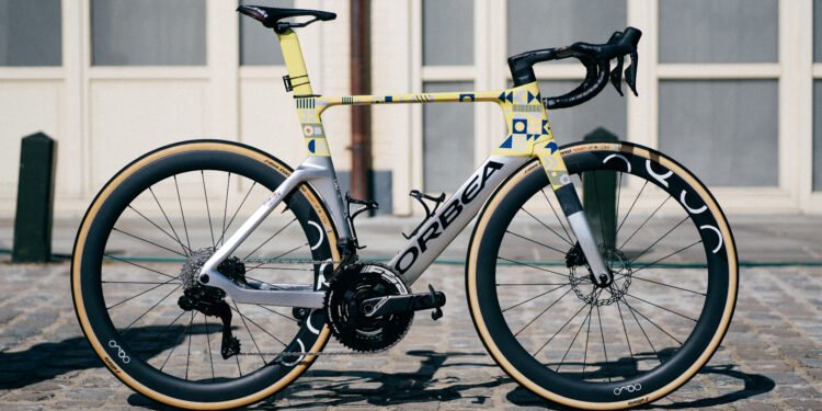 Every Lotto rider is getting a custom paint job for Tour of Flanders, and here are five of them