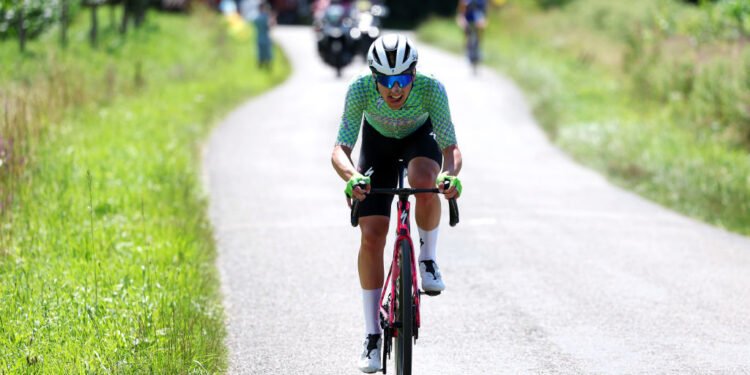 Fergus Browning gets his chance with late signing to Hagens Berman Jayco