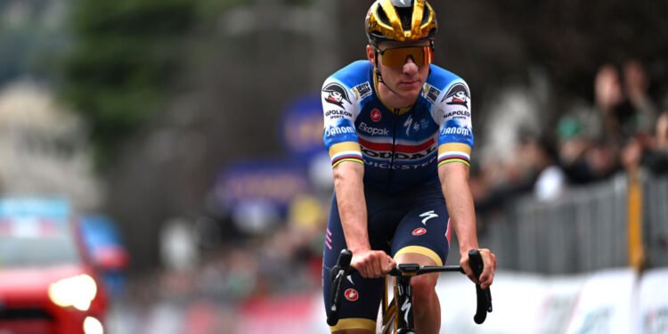 ‘If I were a basketball player, my career would have been over’ – Remco Evenepoel on recovery from complex shoulder injury as comeback race nears