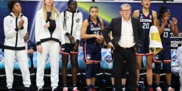 NCAAW: Bueckers, UConn playing their best ball entering title game