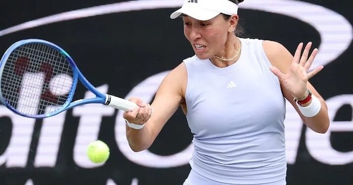 Pegula Reaches Charleston Open Semis As Collins Collapses